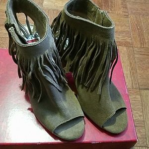 Carlos Santana open toe booties